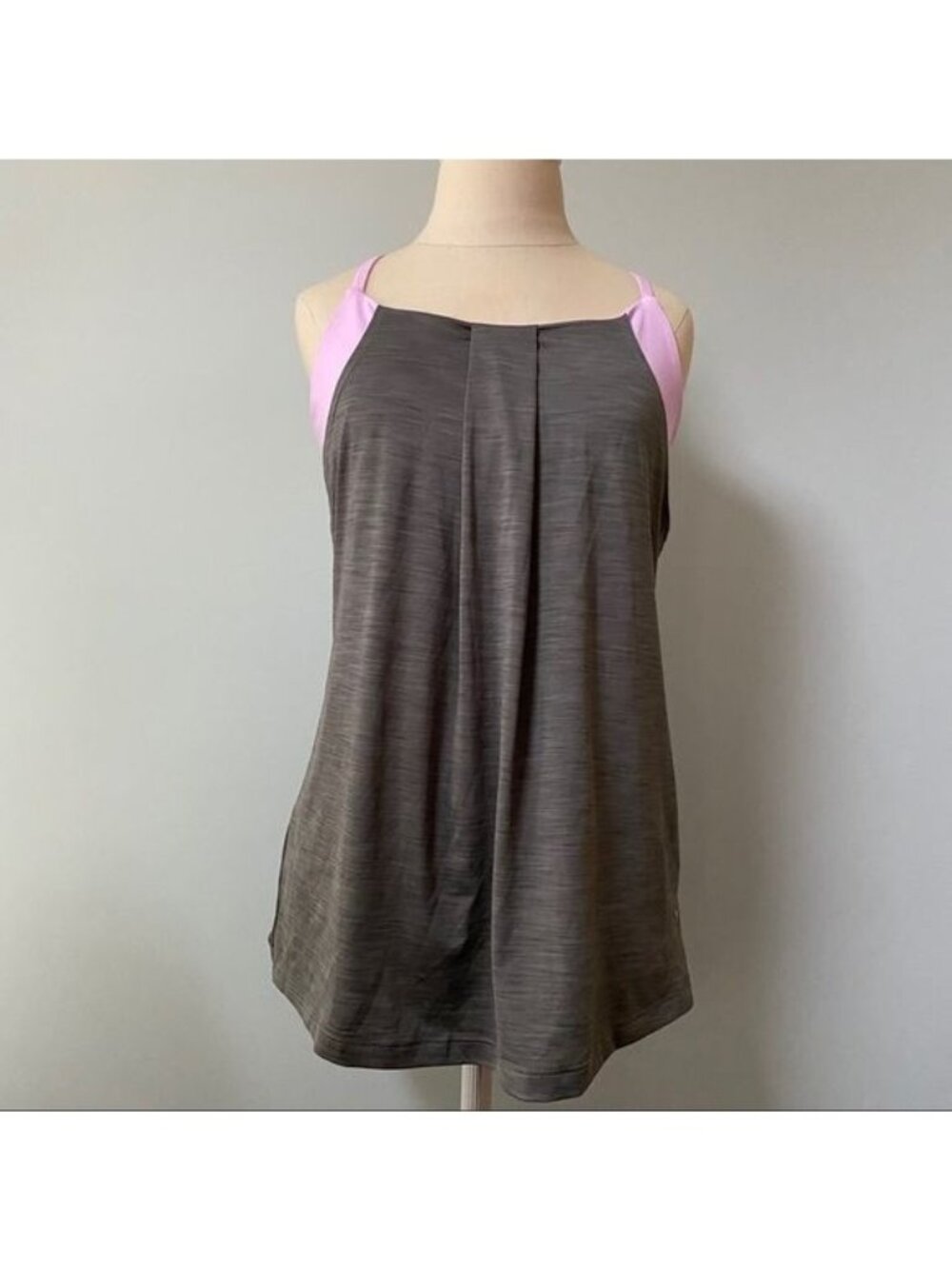 Old Navy Active Loose Ample Tank Top Bra